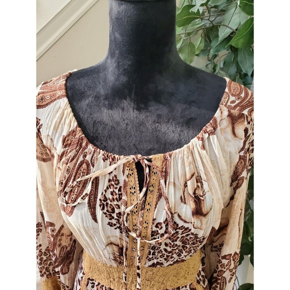 American Angel Women's Beige & Brown Rayon Round Neck Long Sleeve Top Blouse 1X - Picture 2 of 12